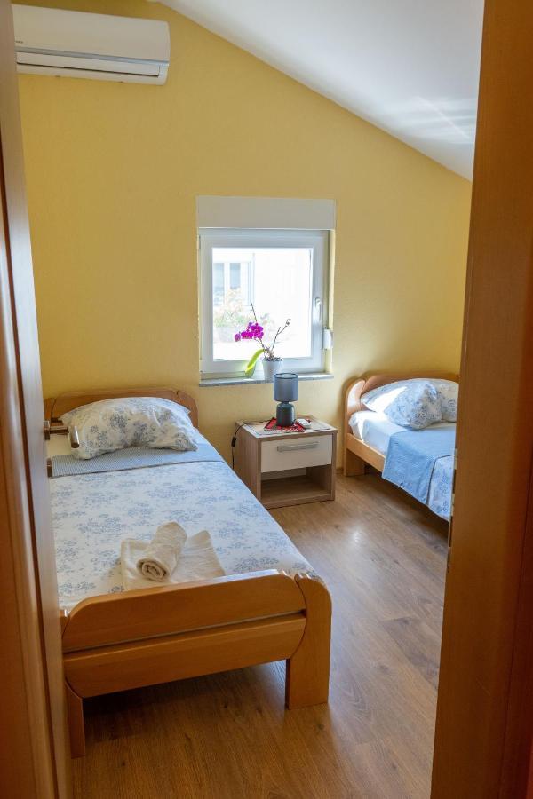 Apartments Uno Μόσταρ Εξωτερικό φωτογραφία