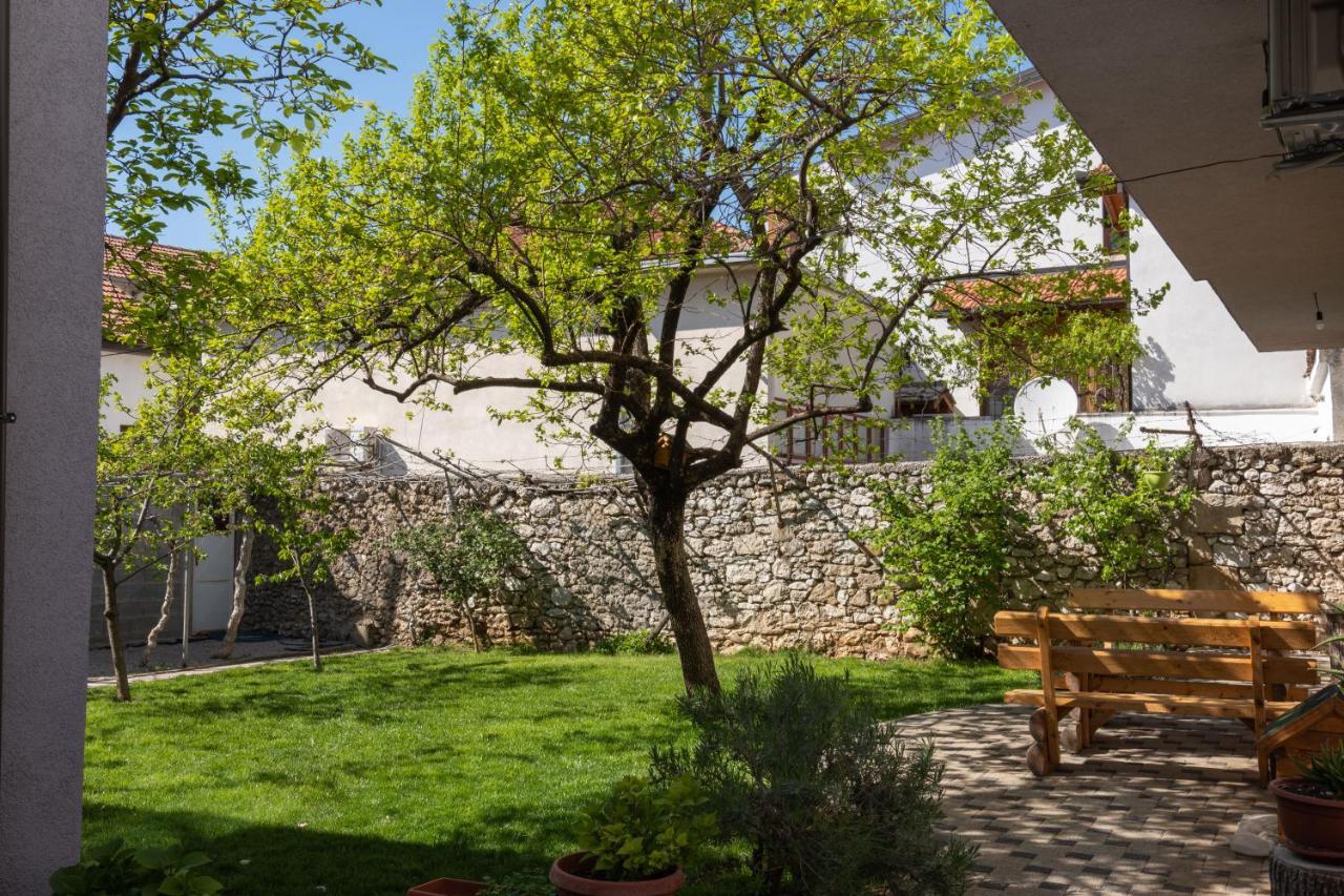 Apartments Uno Μόσταρ Εξωτερικό φωτογραφία