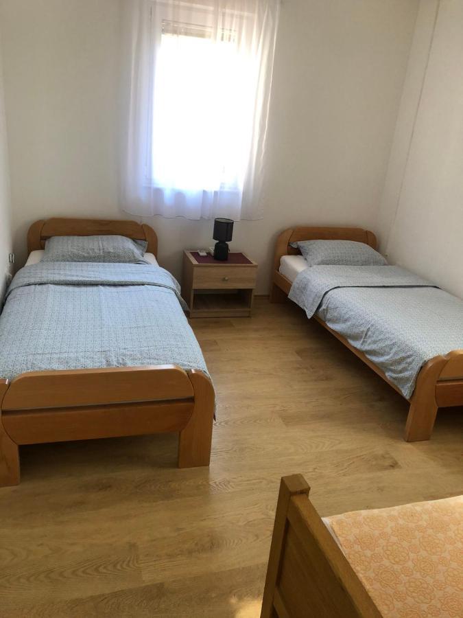 Apartments Uno Μόσταρ Εξωτερικό φωτογραφία